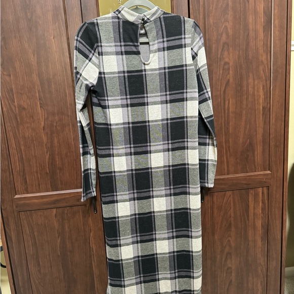 Plaid Long Dress - Picture 2 of 5